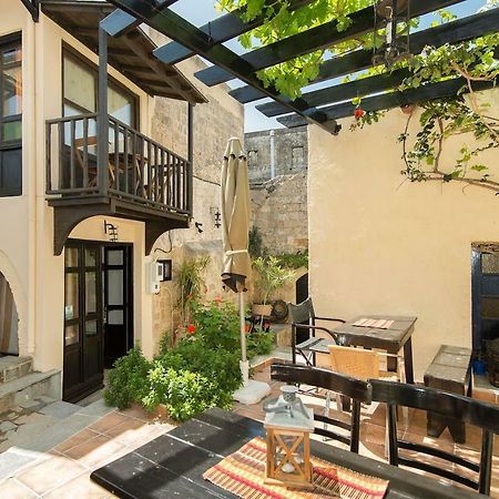 Chris Αpartments Old Town Apartment Rhodes City Екстериор снимка