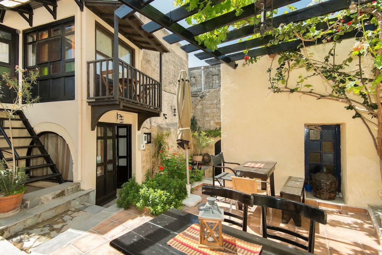 Chris Αpartments Old Town Apartment Rhodes City Екстериор снимка