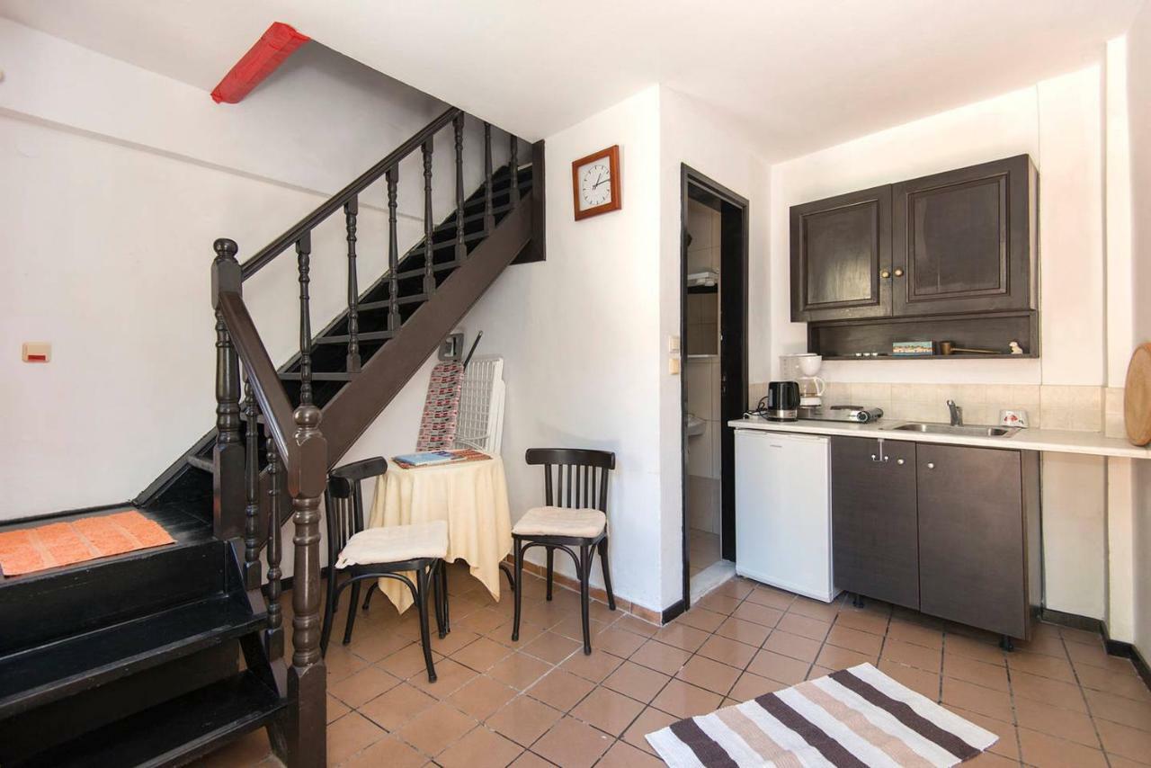 Chris Αpartments Old Town Apartment Rhodes City Екстериор снимка